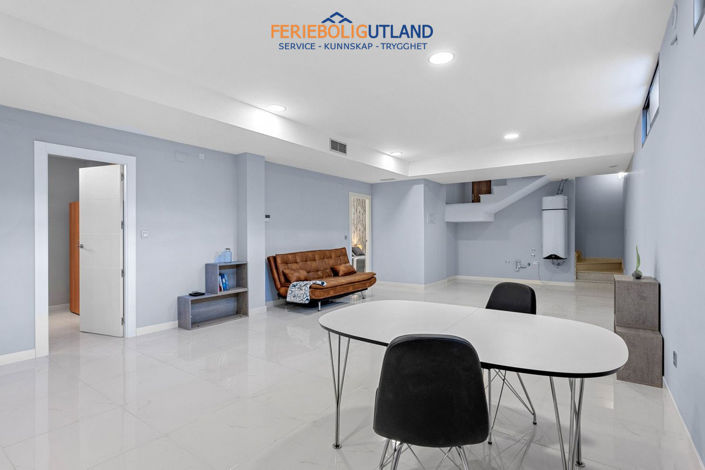 Image No.23-Villa de 5 chambres à vendre à Villamartin