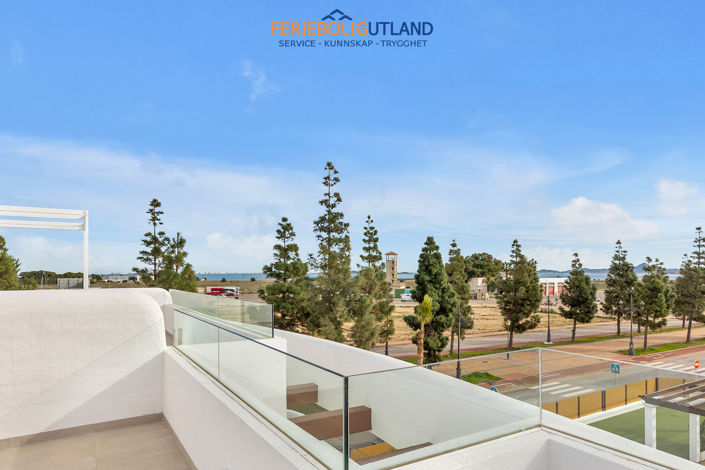 Image No.30-3 Bed Apartment for sale