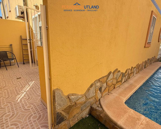 Image No.11-2 Bed Townhouse for sale