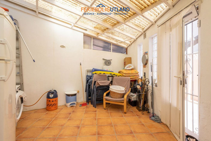 Image No.11-2 Bed Townhouse for sale