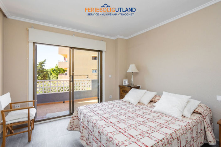 Image No.14-2 Bed Townhouse for sale