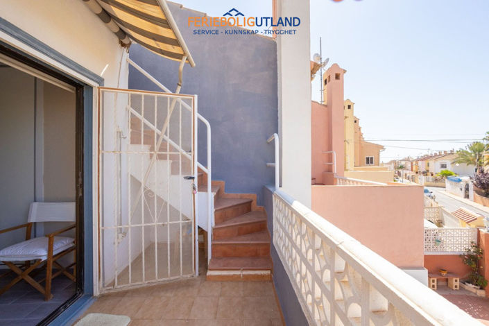 Image No.16-2 Bed Townhouse for sale