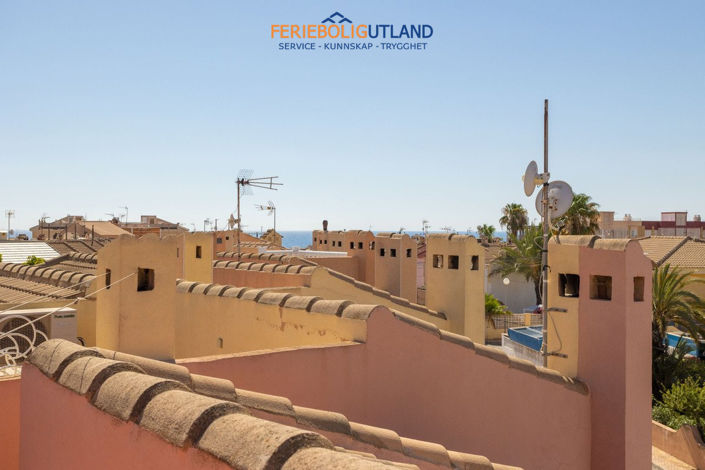 Image No.5-2 Bed Townhouse for sale