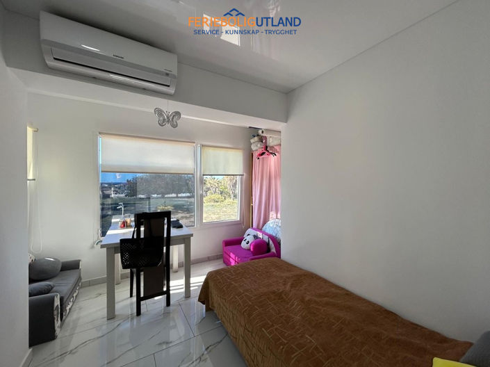 Image No.12-2 Bed Apartment for sale