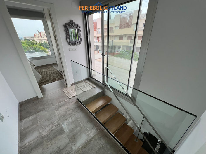 Image No.16-3 Bed Villa for sale