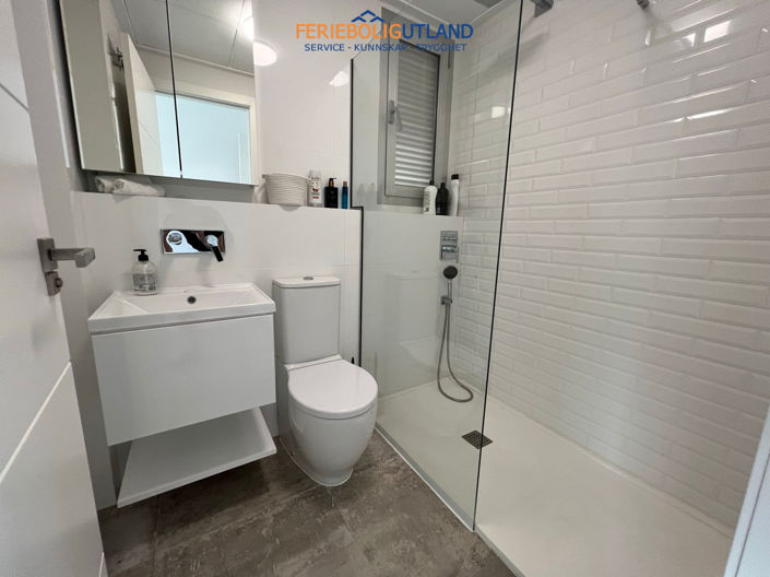 Image No.24-3 Bed Villa for sale