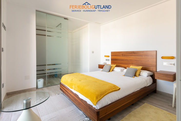 Image No.18-4 Bed Villa for sale