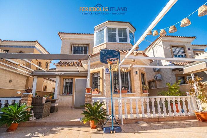 Image No.5-2 Bed Villa for sale