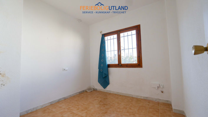 Image No.10-2 Bed Townhouse for sale