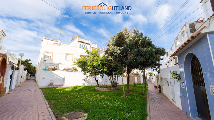 Image No.27-2 Bed Townhouse for sale