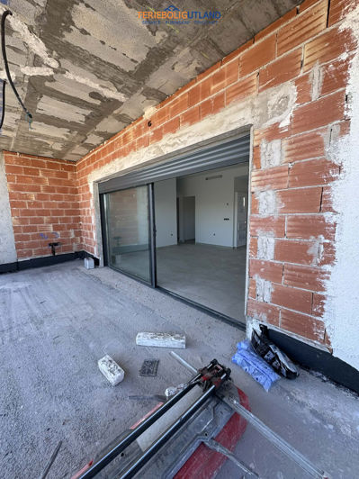 Image No.15-3 Bed Apartment for sale