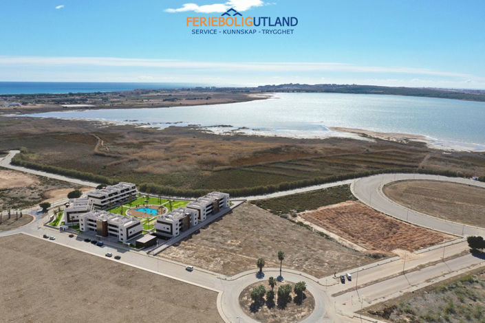 Image No.20-2 Bed Apartment for sale