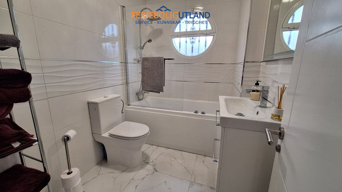 Image No.18-3 Bed Villa for sale