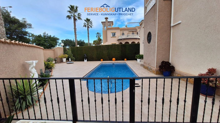 Image No.6-3 Bed Villa for sale