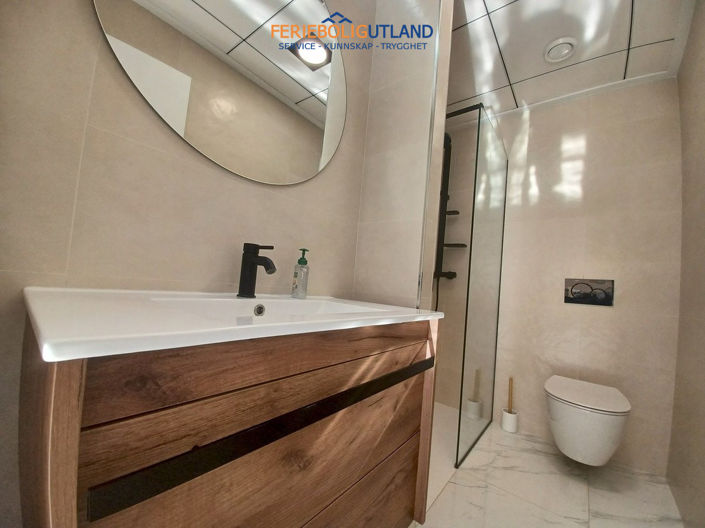 Image No.15-3 Bed Apartment for sale