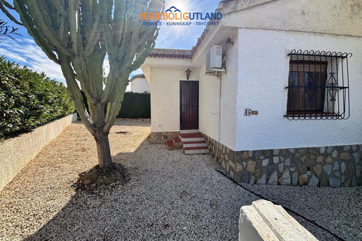 Image No.30-4 Bed Villa for sale