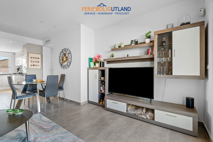 Image No.12-2 Bed Townhouse for sale