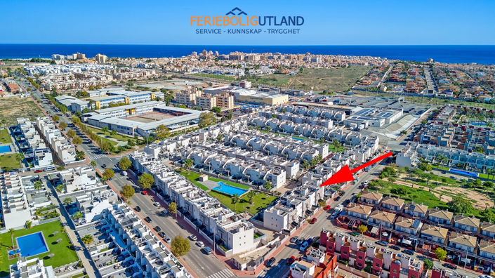 Image No.31-2 Bed Townhouse for sale