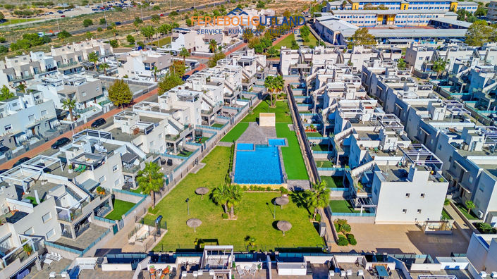 Image No.34-2 Bed Townhouse for sale