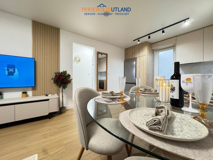 Image No.15-2 Bed Bungalow for sale