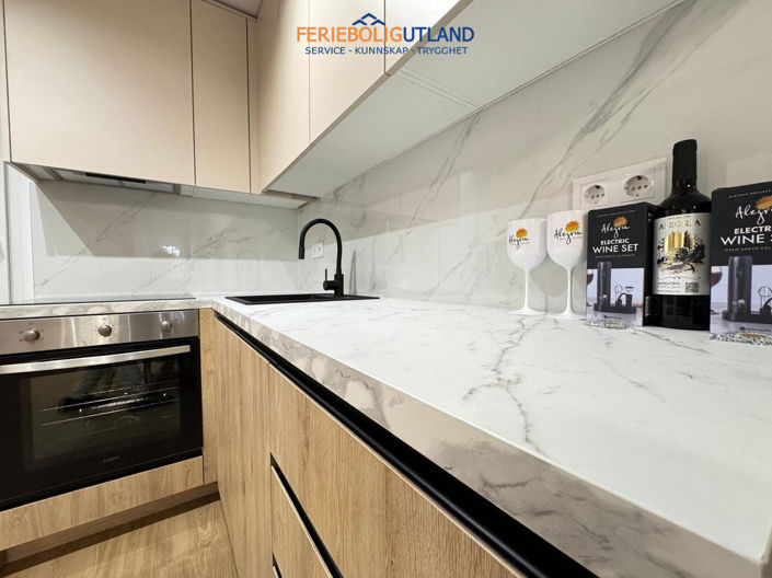 Image No.21-2 Bed Bungalow for sale