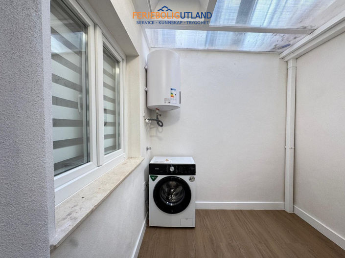 Image No.23-2 Bed Bungalow for sale