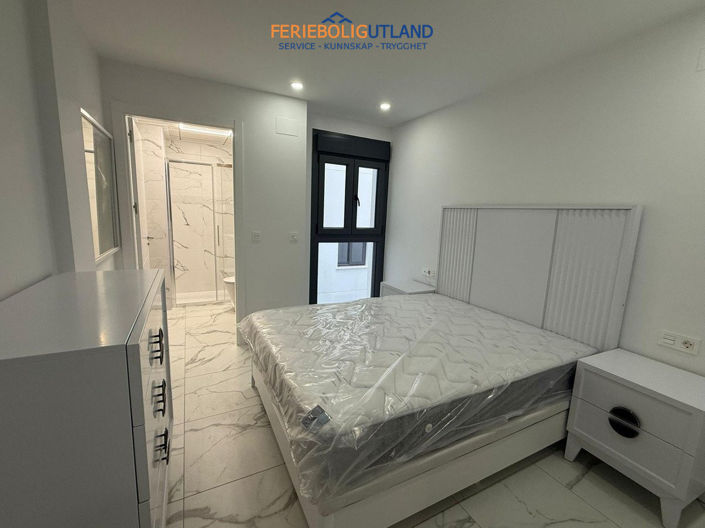 Image No.10-2 Bed Apartment for sale