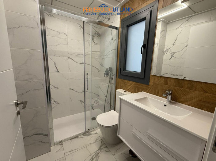 Image No.12-2 Bed Apartment for sale