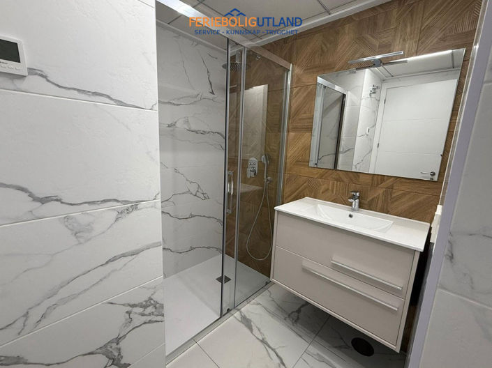 Image No.14-2 Bed Apartment for sale