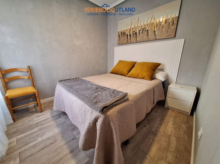 Image No.27-3 Bed Apartment for sale