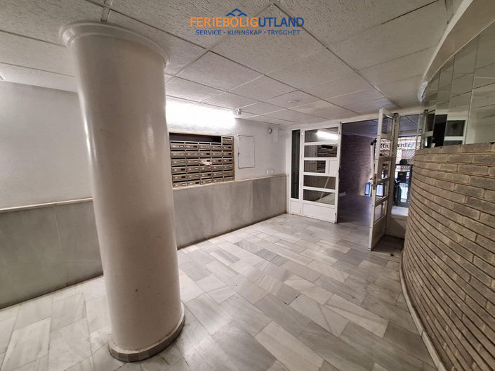 Image No.3-3 Bed Apartment for sale