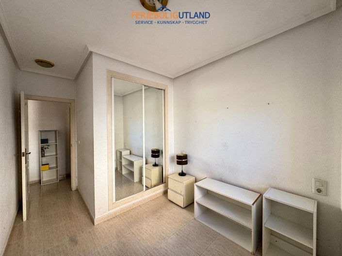 Image No.15-2 Bed Apartment for sale