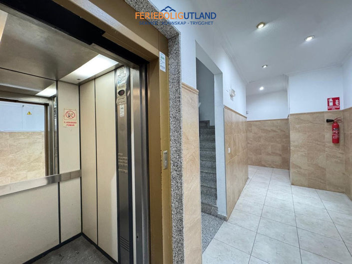 Image No.28-2 Bed Apartment for sale