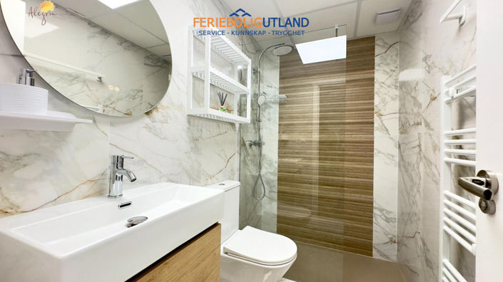 Image No.9-2 Bed Apartment for sale