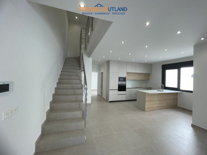 Image No.29-3 Bed Villa for sale