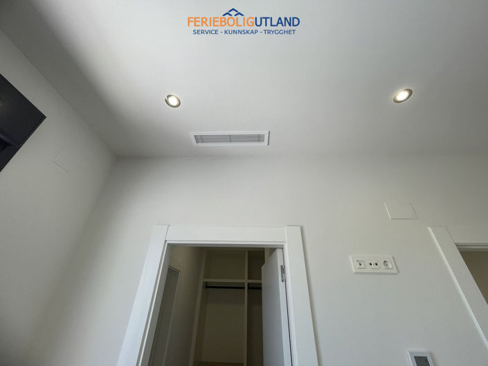 Image No.36-3 Bed Villa for sale