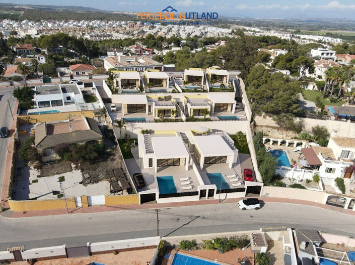 Image No.12-3 Bed Villa for sale