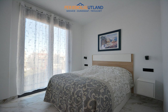 Image No.27-3 Bed Apartment for sale