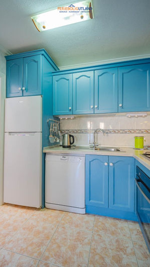 Image No.21-3 Bed Quad for sale