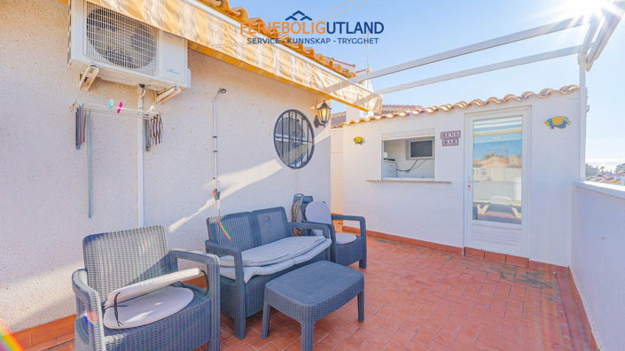 Image No.46-3 Bed Quad for sale