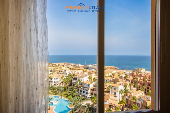 Image No.23-3 Bed Apartment for sale