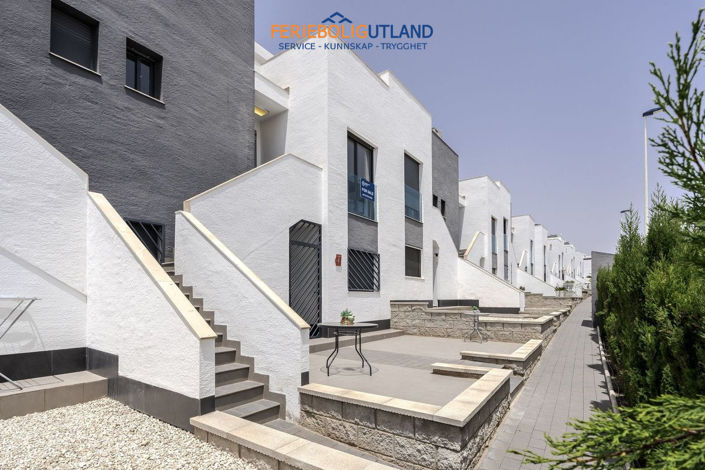 Image No.30-2 Bed Apartment for sale