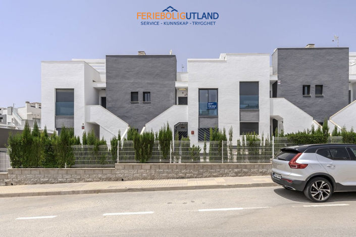 Image No.32-2 Bed Apartment for sale