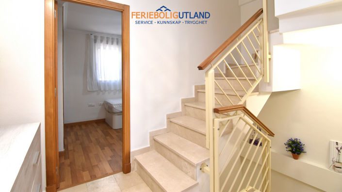 Image No.11-3 Bed Townhouse for sale