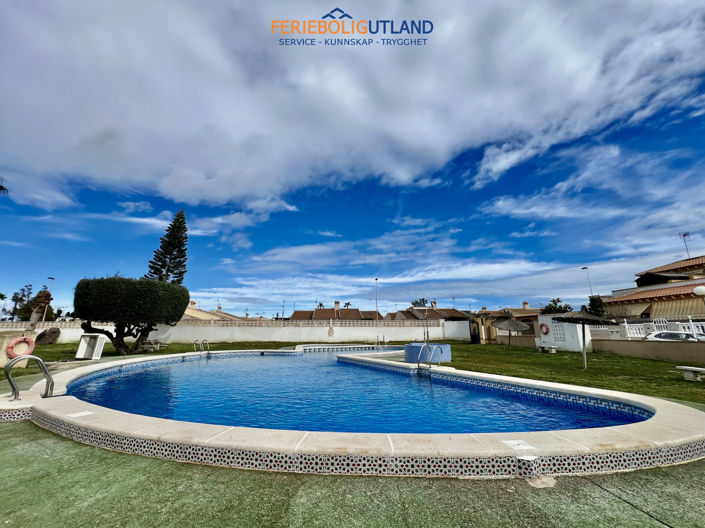 Image No.2-4 Bed Quad for sale