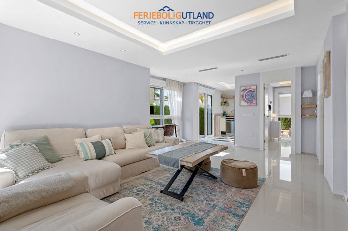 Image No.6-3 Bed Townhouse for sale