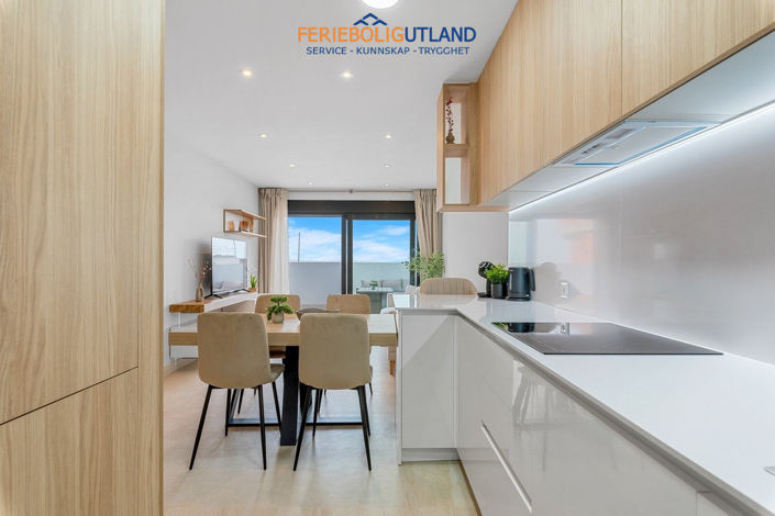 Image No.10-3 Bed Apartment for sale