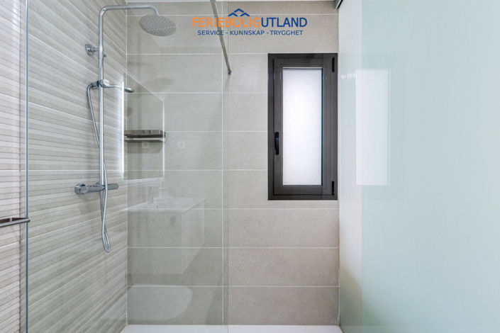 Image No.21-3 Bed Apartment for sale