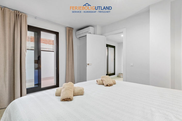 Image No.33-3 Bed Apartment for sale