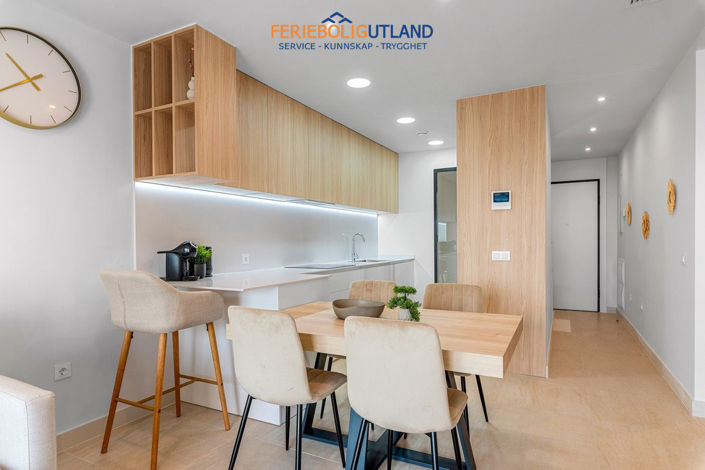 Image No.8-3 Bed Apartment for sale